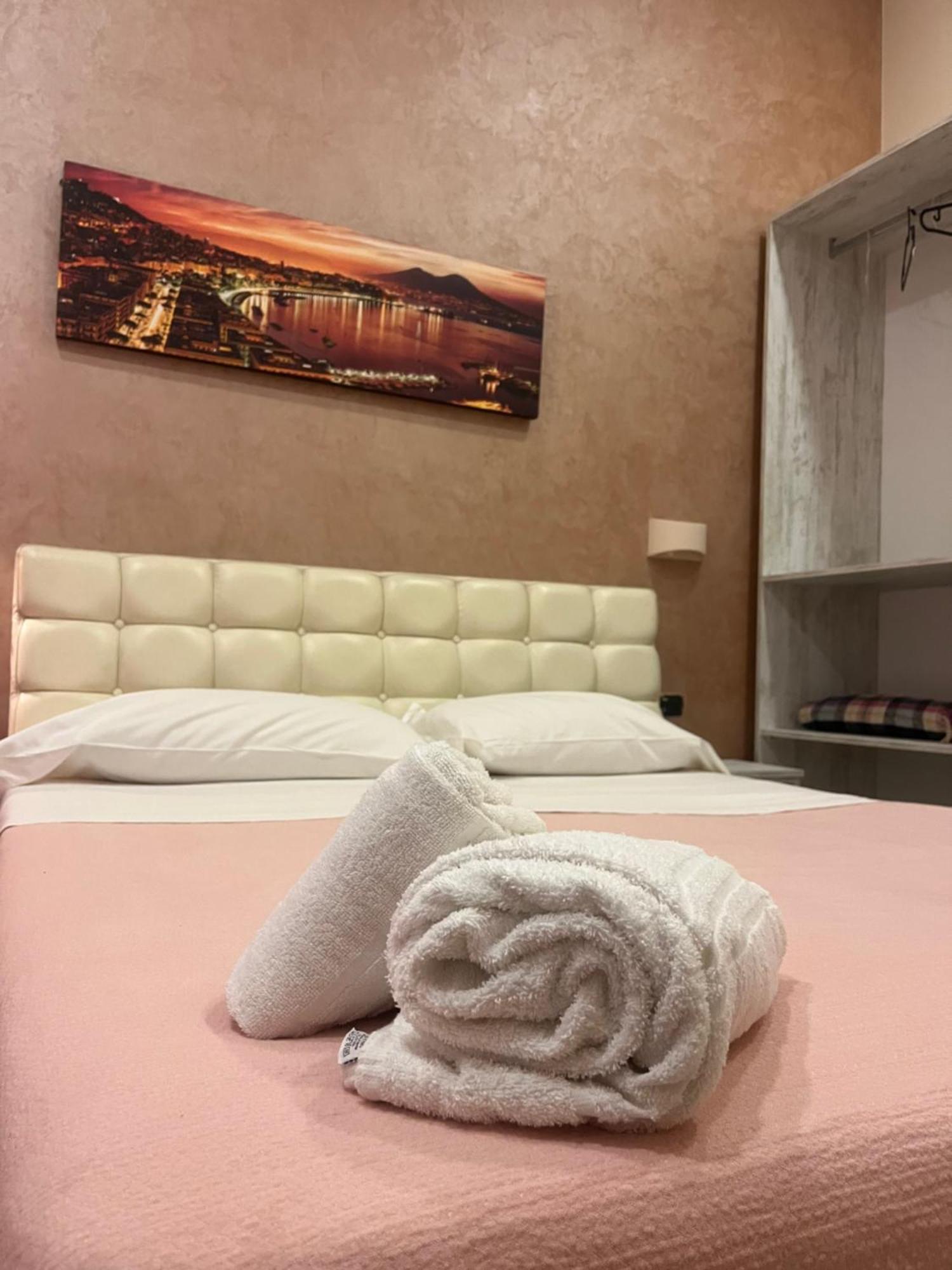 Oceania Hotels Napoli Extérieur photo