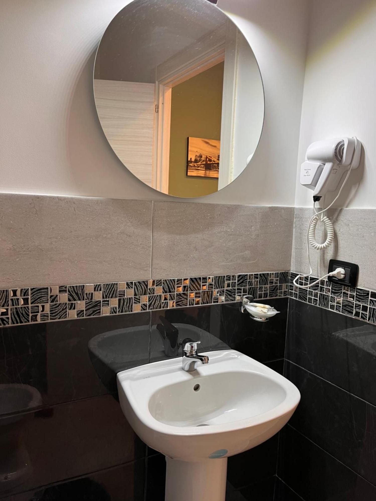 Oceania Hotels Napoli Extérieur photo