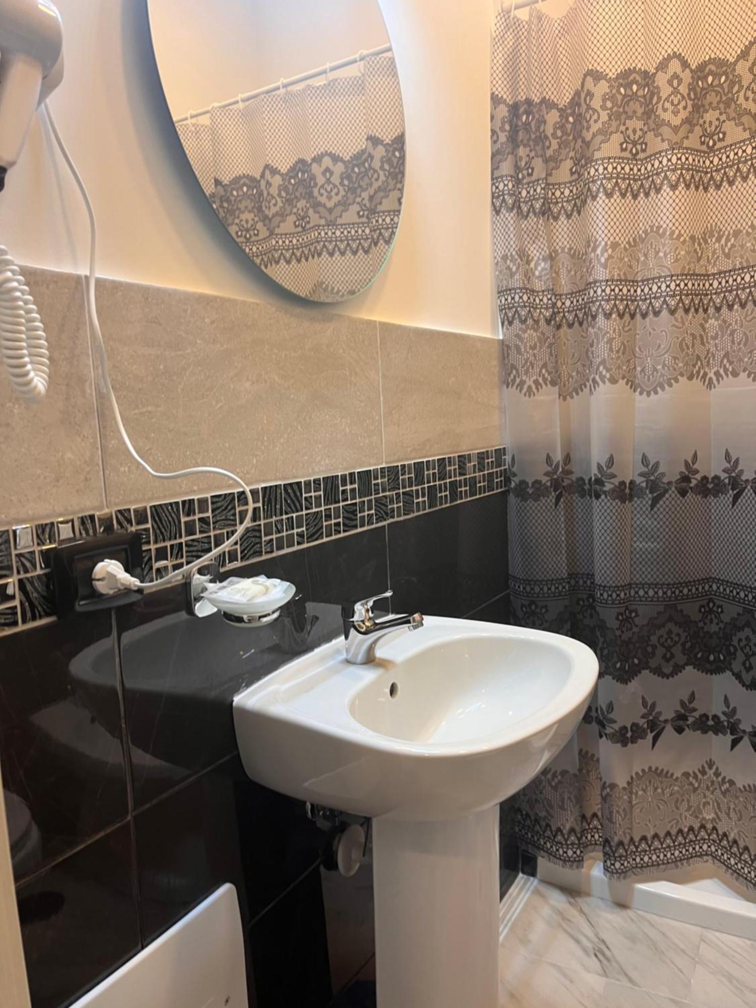 Oceania Hotels Napoli Extérieur photo