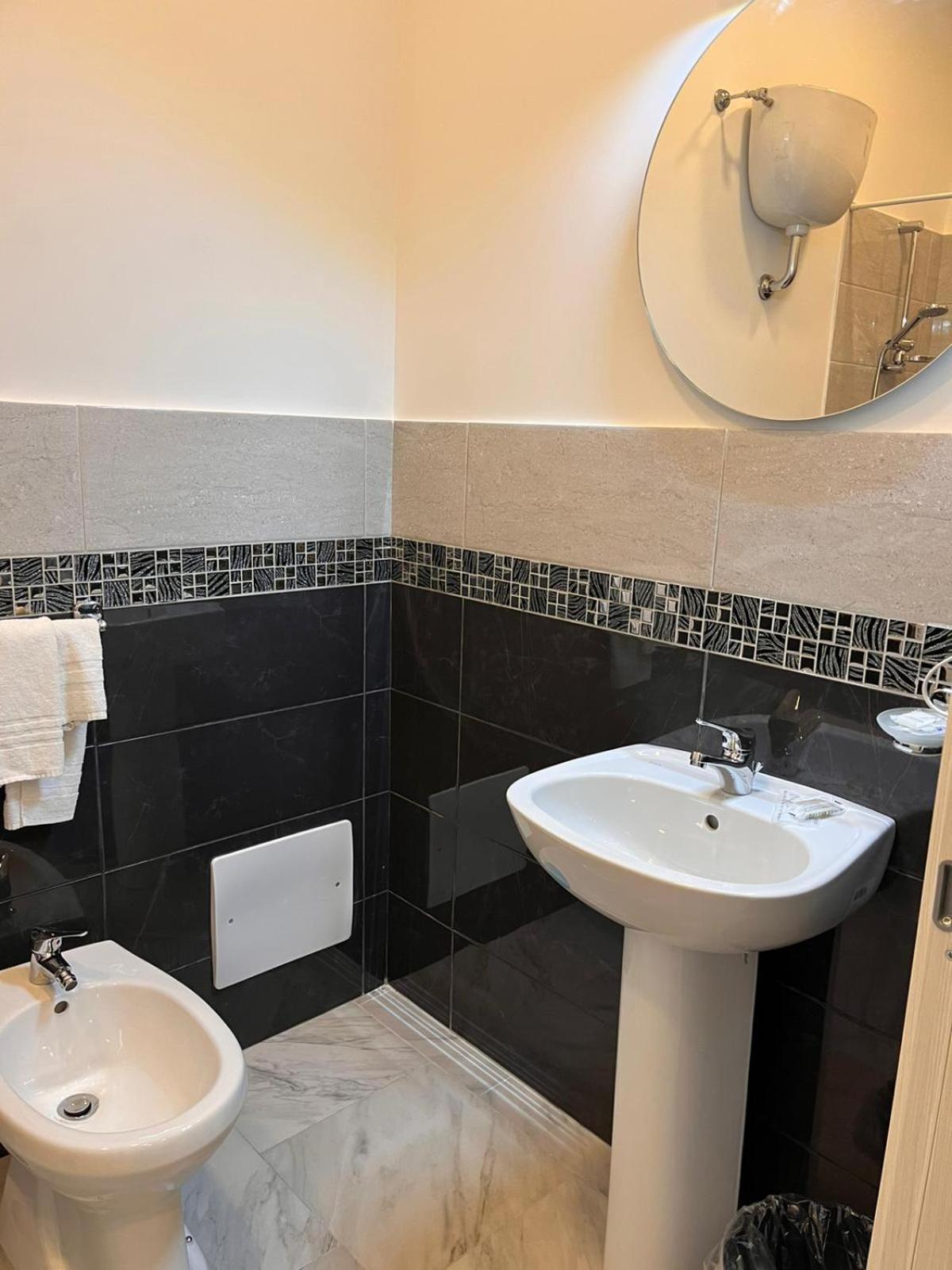 Oceania Hotels Napoli Extérieur photo