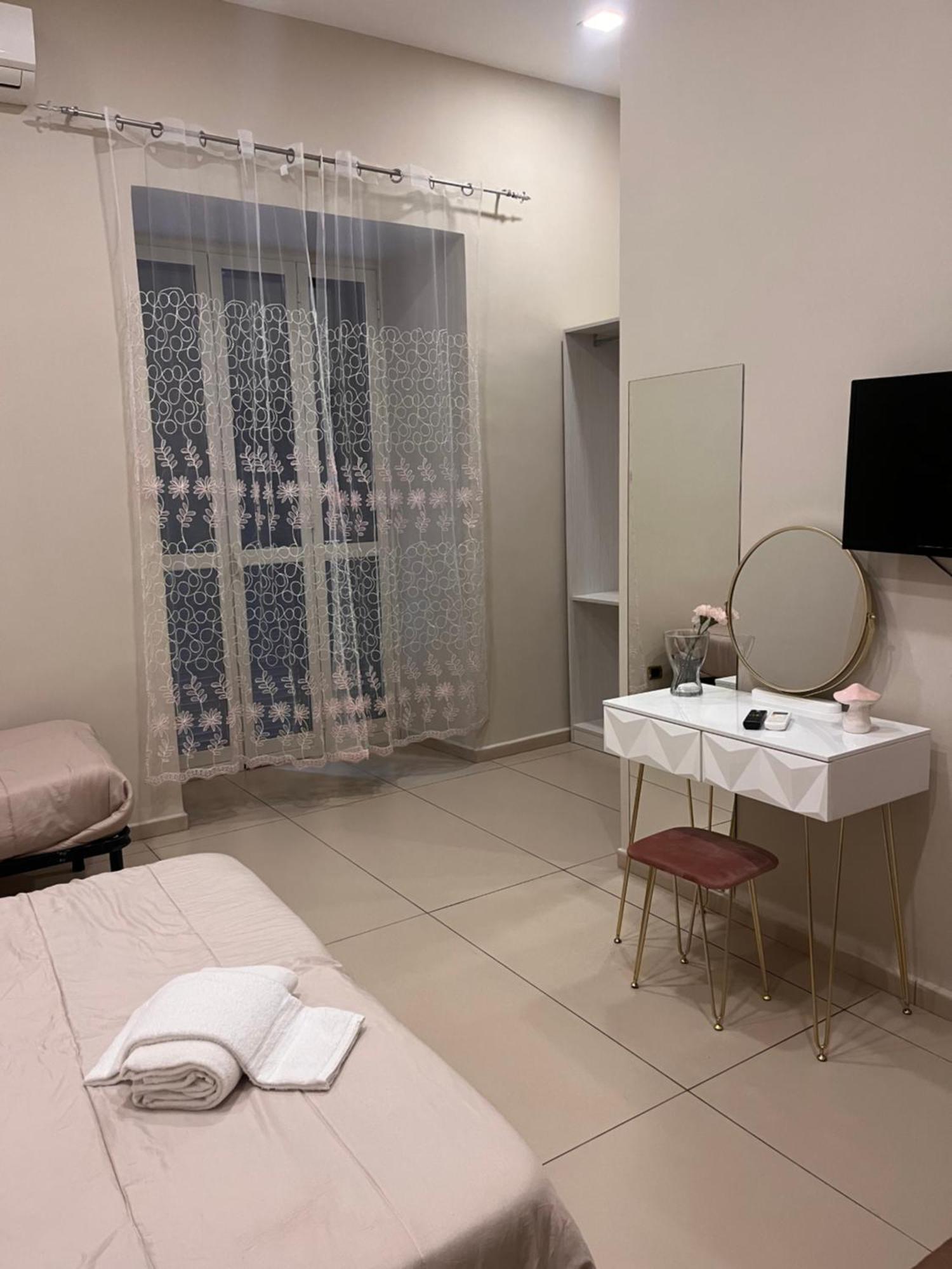 Oceania Hotels Napoli Extérieur photo