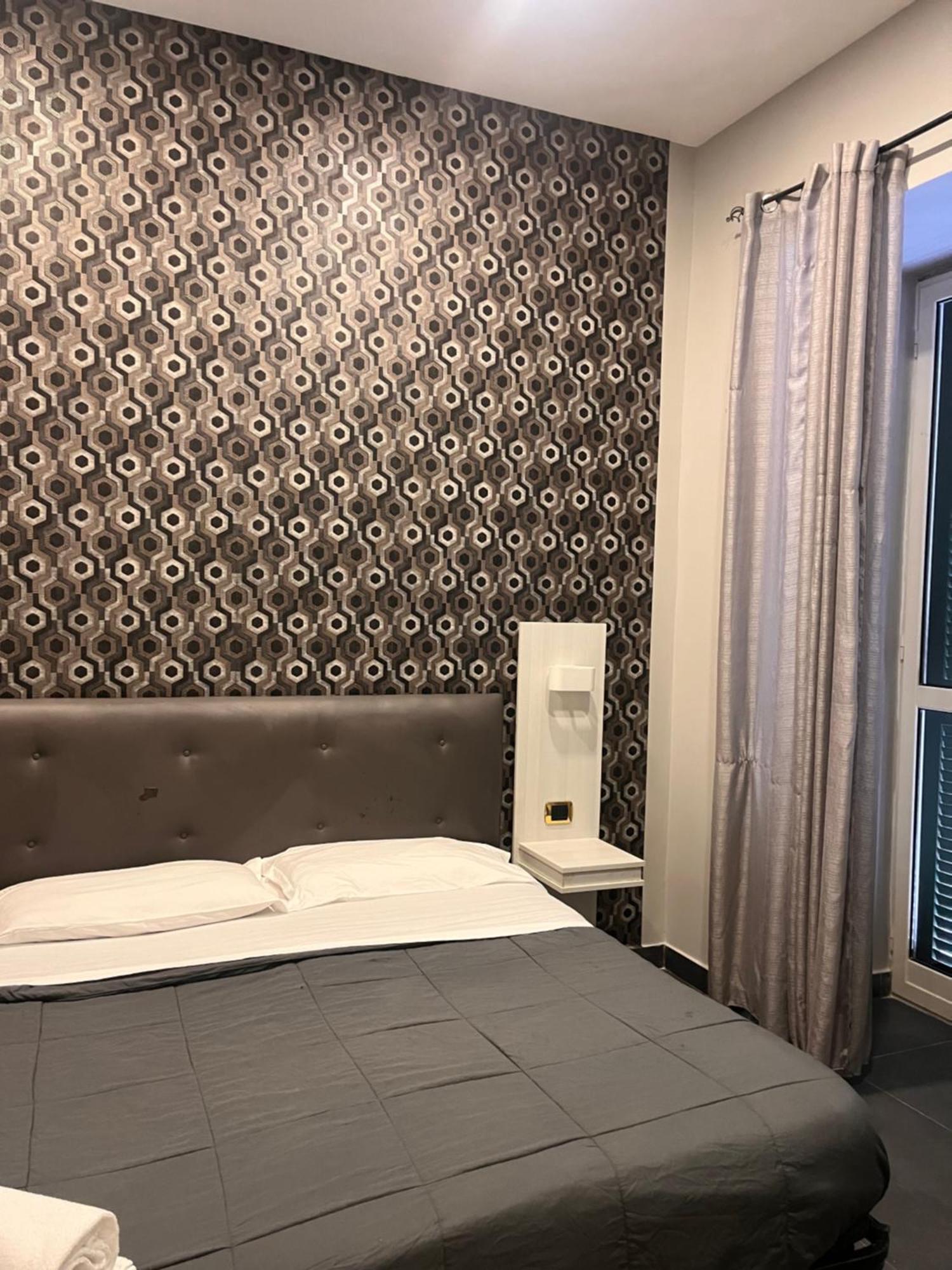 Oceania Hotels Napoli Extérieur photo
